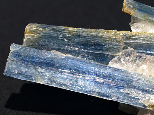 %_tempFileName0007a_Kyanite_Minas%20Gerais_Brazil%