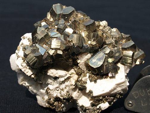 %_tempFileName0179_Pyrite_Naica_Mexico%