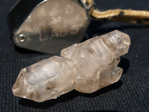 %_tempFileName0234a_Quartz_MinasGerais_Brazil%