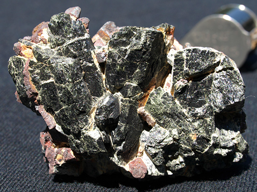 %_tempFileName0238_Pyroxene_MinasGerais_Brazil%