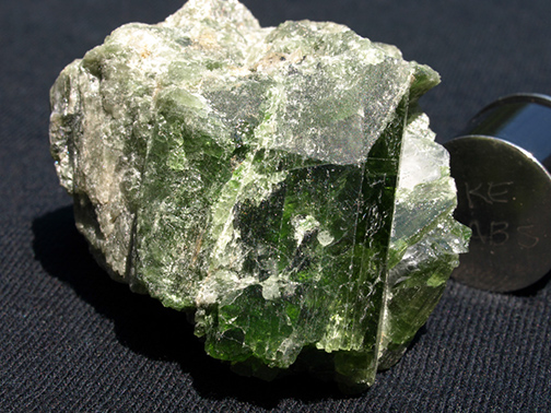 %_tempFileName0303_Diopside_MinasGerais_Brazil%
