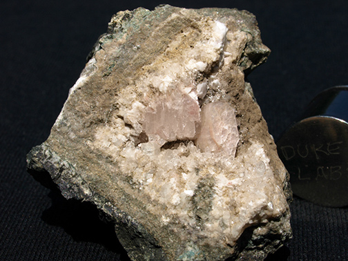 %_tempFileName0346_Heulandite_NewStreetQuarry_Paterson_NJ%