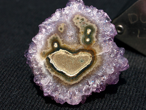 %_tempFileName0358_QuartzStalactite_Brazil%