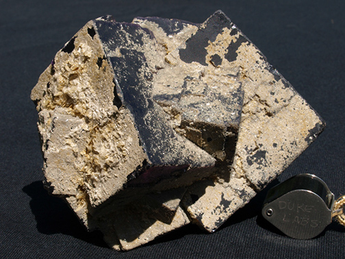 %_tempFileName0408a_Fluorite-Calcite_CaveInRock_IL%