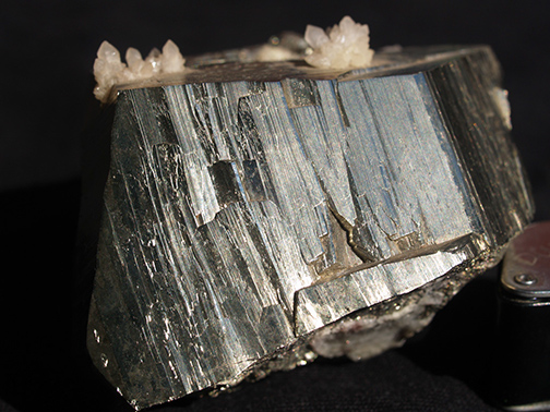 %_tempFileName0502_Pyrite_Huanaco_Peru%