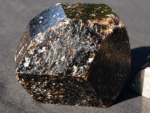 %_tempFileName0808a_Dravite_Australia%