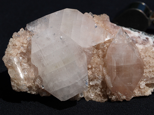 %_tempFileName0974a_Apophyllie,%20Calcite,%20Stilbite_Jalgaon_India%