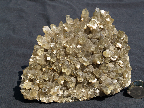 %_tempFileName0988a_Quartz_Cavnic_Romania%