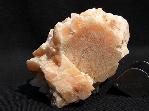 %_tempFileName1064a_Calcite_SterlingHillMine_Ogdensburg_NJ_USA%