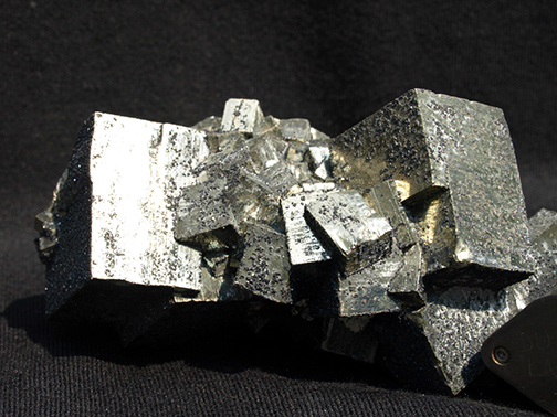 %_tempFileName1066a-2_Pyrite_HuanzalaMine_DeptHuanuco_Peru%