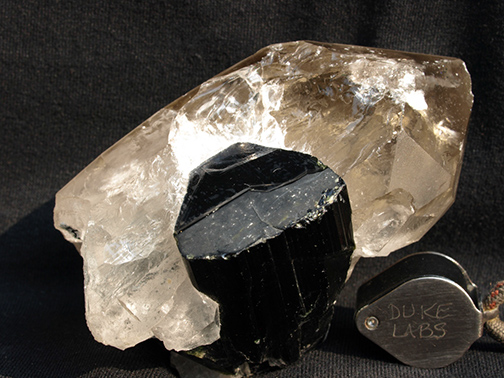 %_tempFileName1093a_Tourmaline%20var%20Schorl_MinasGerais_Brazil%