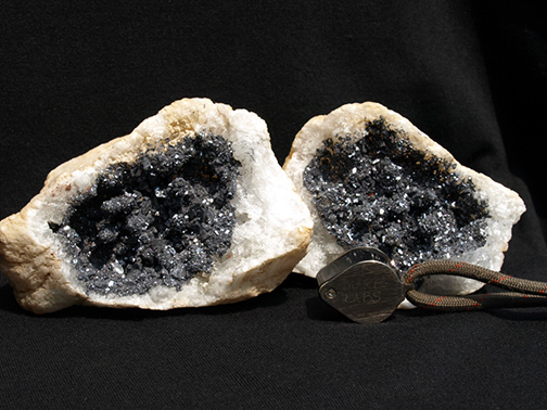 %_tempFileName1131a_Quartz%20var%20Geode_AtlasMtns_Morocco_Africa%