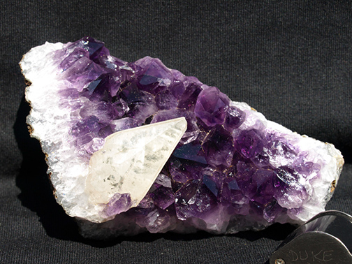 %_tempFileName1153a_Quartz%20var%20Amethyst,%20Calcite_Uruguay%