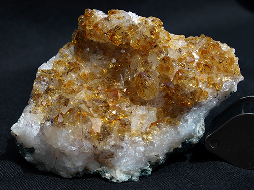 %_tempFileName1372a_Quartz%20var%20Citrine_MinasGerais_Brazil%