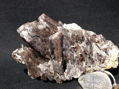 %_tempFileName1410a_Axinite_Peru%