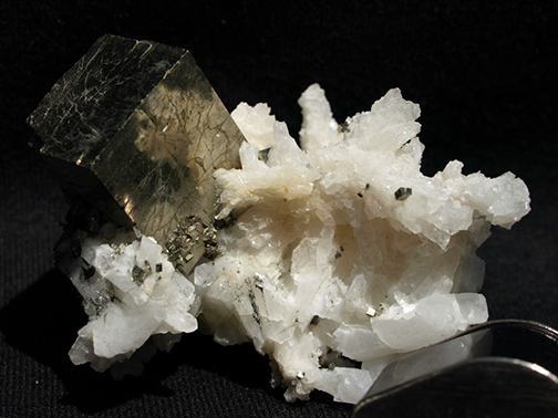%_tempFileName1608a_Pyrite_Shangbao_China%