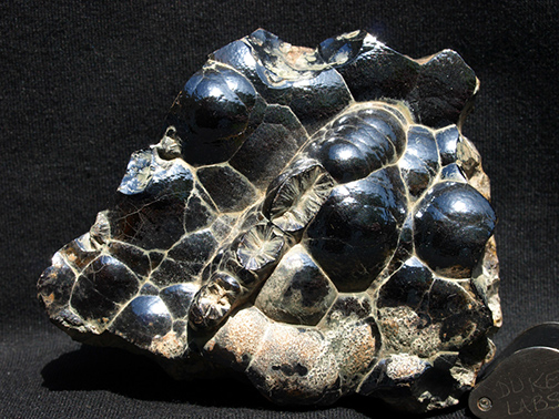 %_tempFileName1617a_Hematite_IrhoudMine_SafiProv_Morocco%