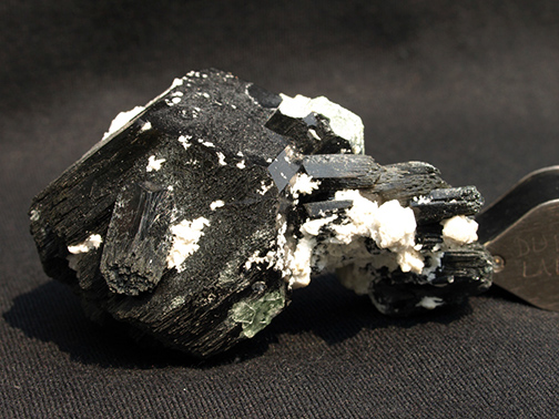 %_tempFileName1691a_Hyalite%20Opal,%20Schorl_ErongoMtns_Namibia_Africa%