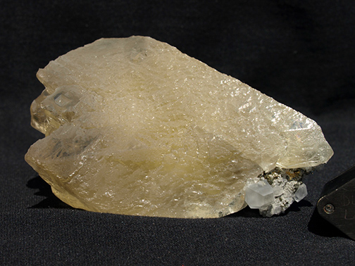 %_tempFileName1704a_Barite_LinwoodMine_Buffalo_SouthCo_IA_USA%