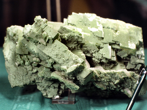 %_tempFileNameCalcite_BetaDuftite-TsumebCrop%