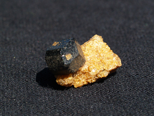 %_tempFileName2025_Tourmaline_StricklandQuarry_Portlandt_CT_USA%