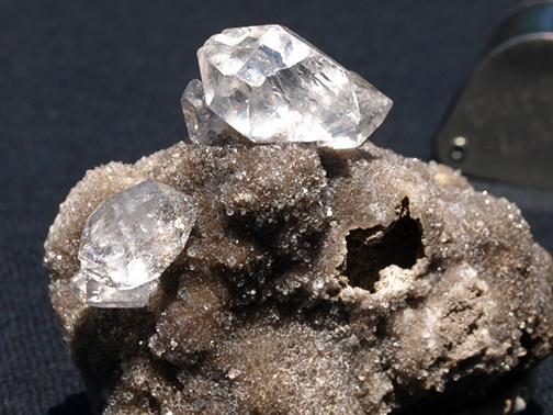 %_tempFileName2175_Quartz_Fonda_NY%