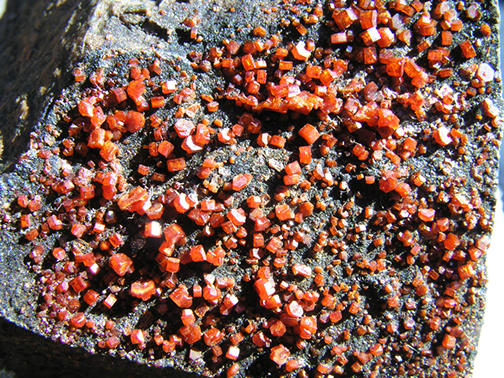 %_tempFileName2181b_Vanadinite_AZ%