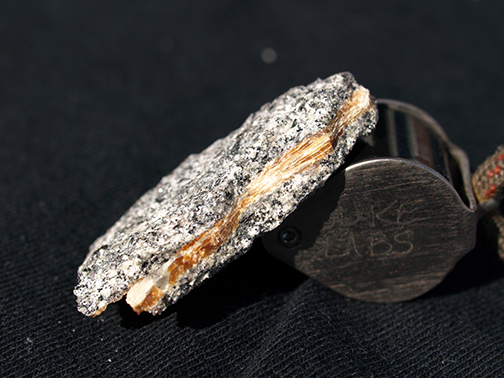 %_tempFileName2863_Stilbite,%20Calcite_SecondAvenueSubway_86thStStationComplex_NYC_NY_USAA%