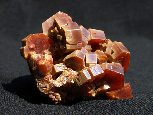 %_tempFileName2865_Vanadinite_Mibladen_Morocco%
