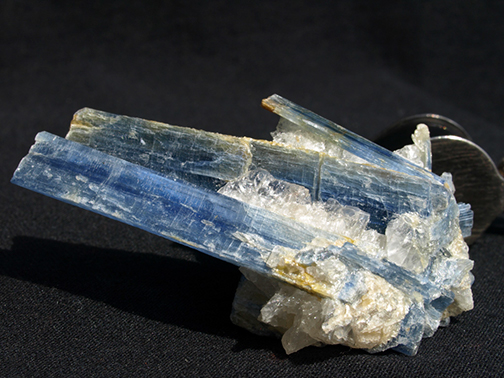 %_tempFileName2885a-2_Kyanite_MinasGerais_Brazil%