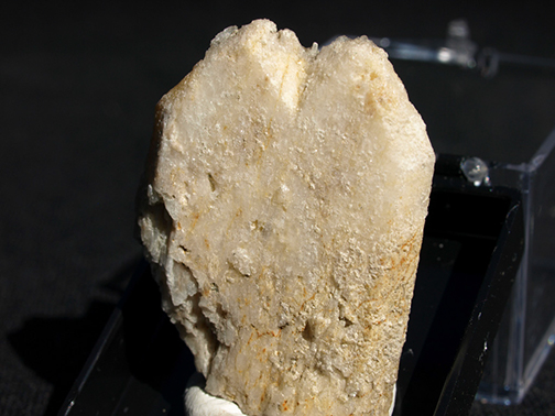 %_tempFileName2886_Tremolite%20after%20Diopside_O&GBoardmanQuarry_NewMilford_CT_USA%