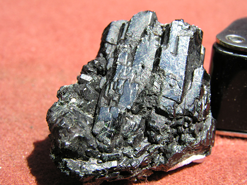 %_tempFileName2996a_Augite_OtterLake_Quebec%